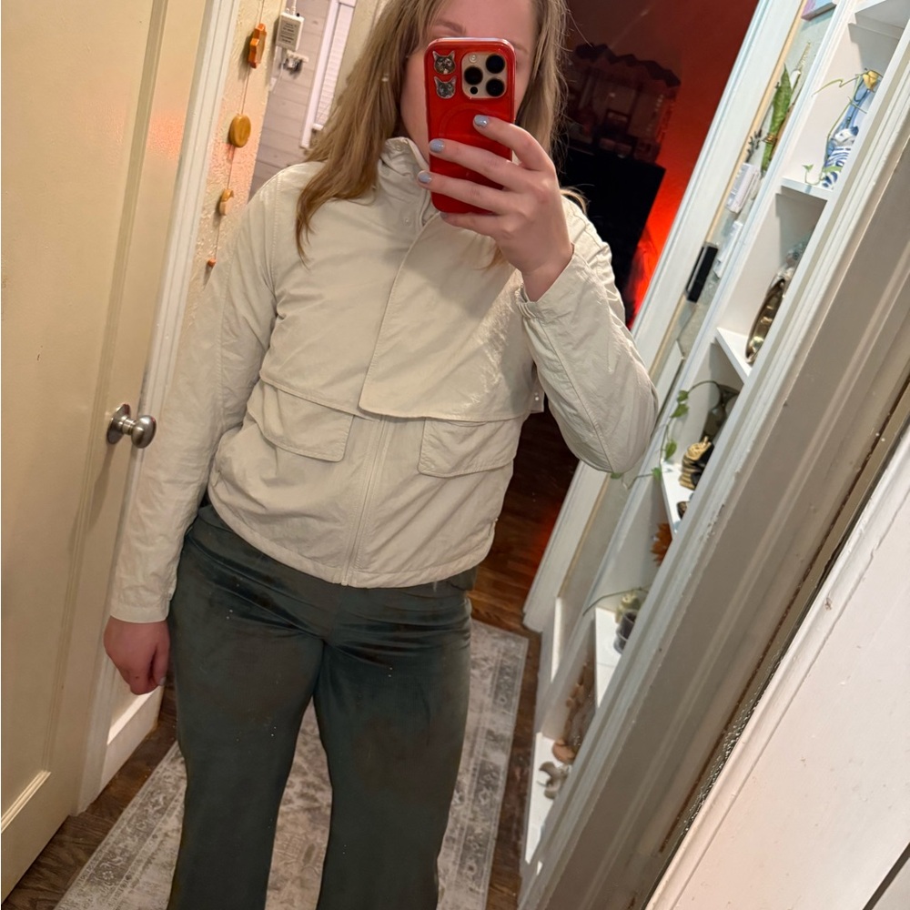 Lululemon rain jacket - image 7